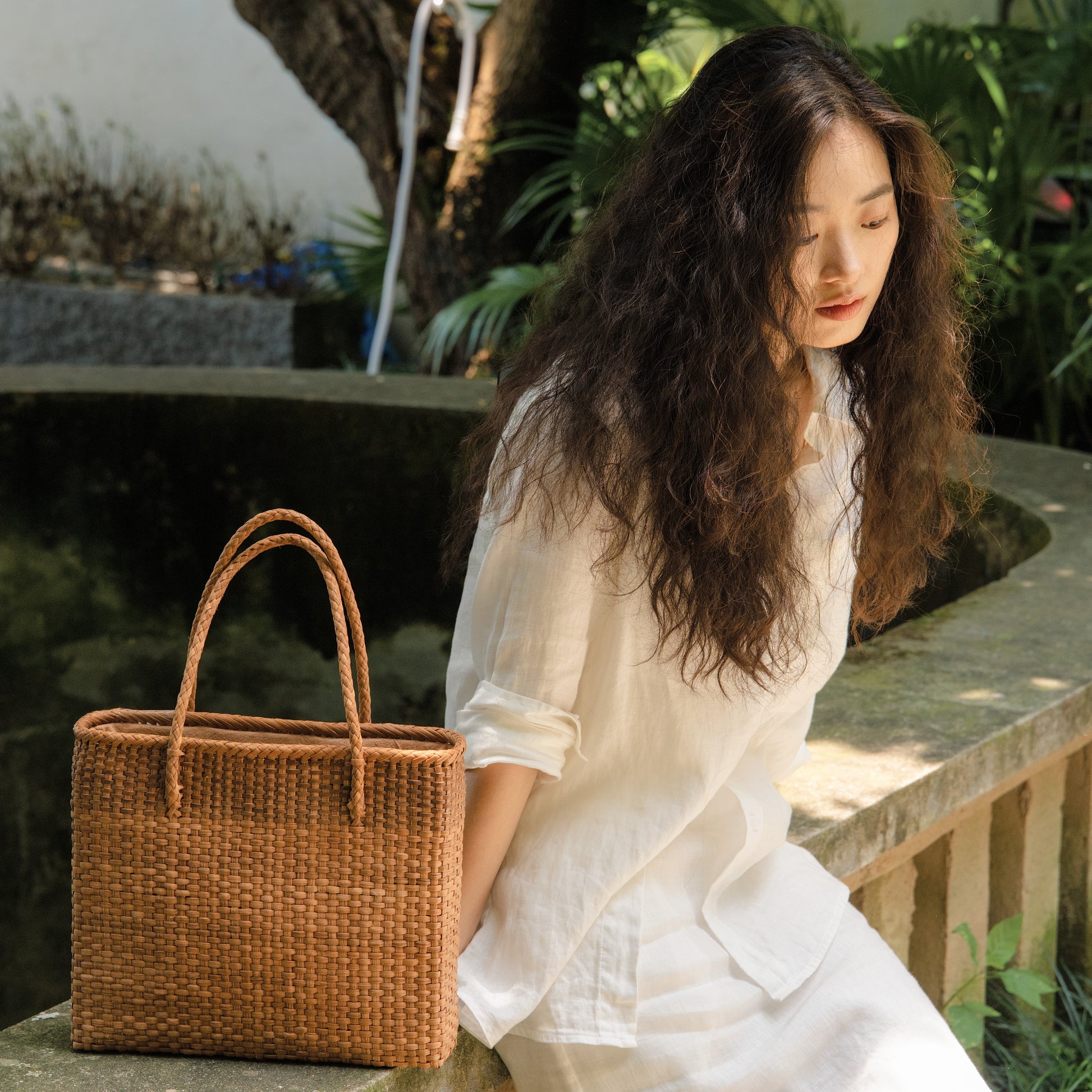 Handwoven Wild Grapevine Shoulder Bag River Reed Shoulder Bag