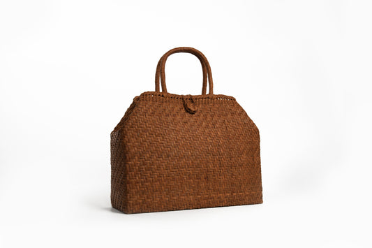 Handwoven Wild Grapevine Tote Bag Thorn Resumé Tote-Brief
