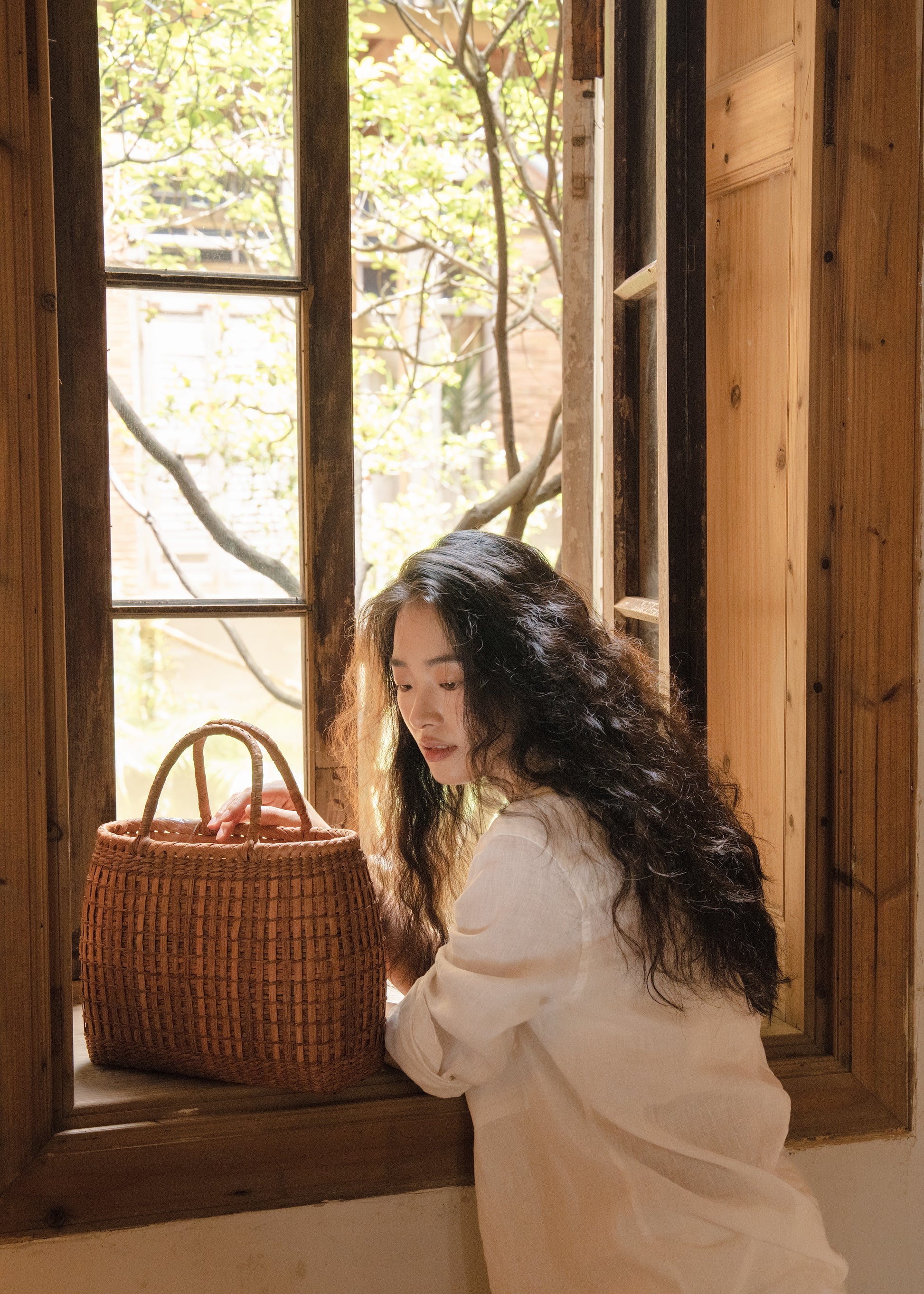 Handwoven Wild Grapevine Basket Bag Grain Rain Basket