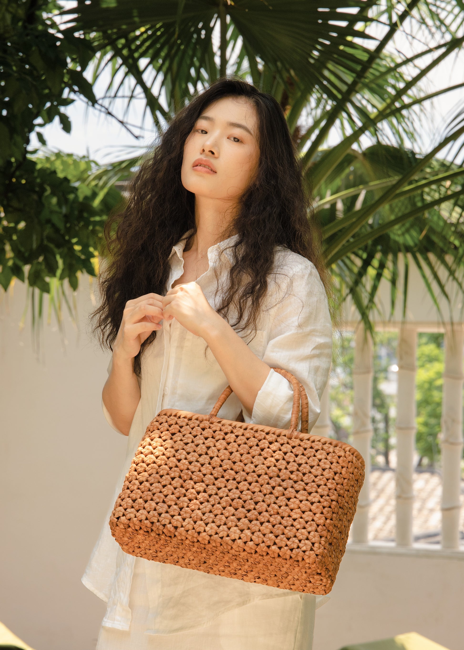 Handwoven Wild Grapevine Tote Bag Hexagon Large